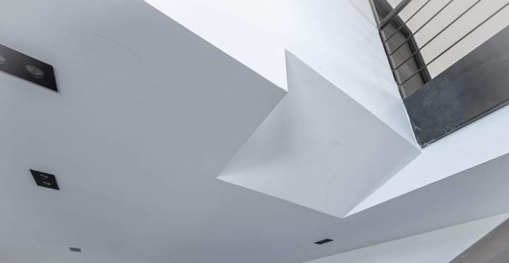 Travaux  de plâtrerie et de peinture sur mesure